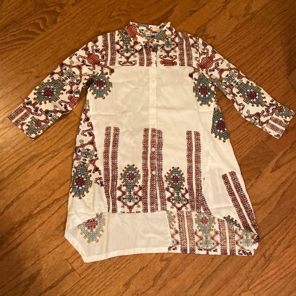 NWOT Parsley & Sage long shirt, size small, would be so cute with leggings